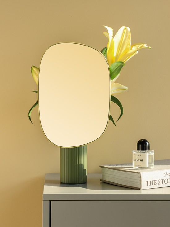 Vase Mirror